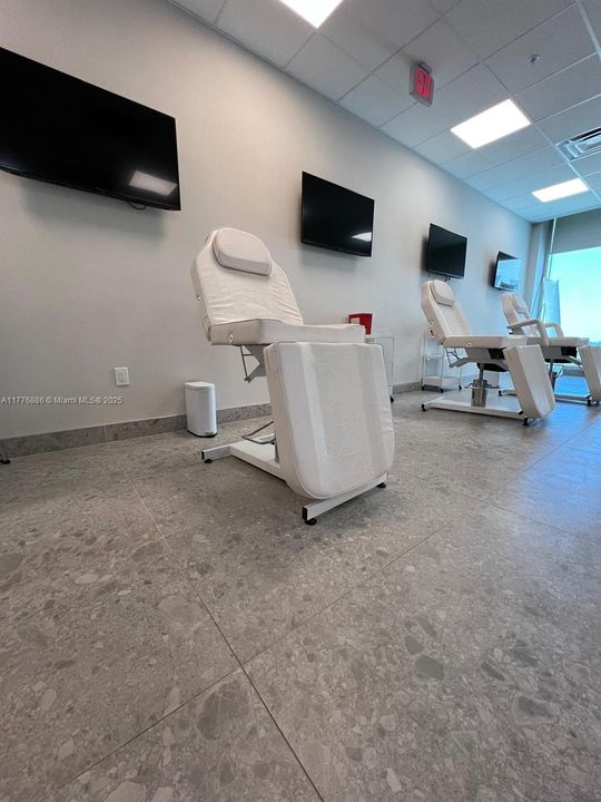 出租: $63 (0 贝兹, 0 浴室, 0 平方英尺)