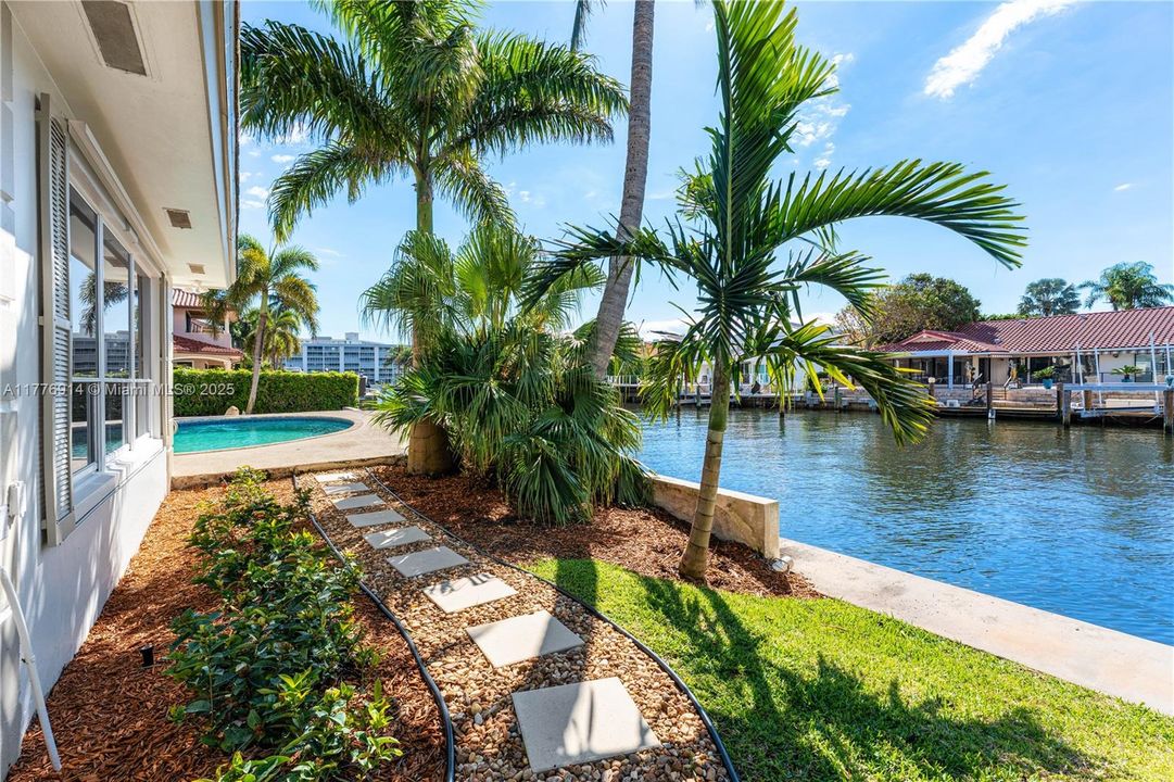 En Venta: $4,800,000 (3 camas, 4 baños, 3312 Pies cuadrados)