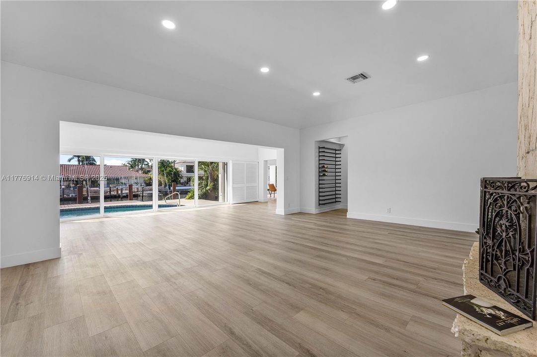 En Venta: $4,800,000 (3 camas, 4 baños, 3312 Pies cuadrados)