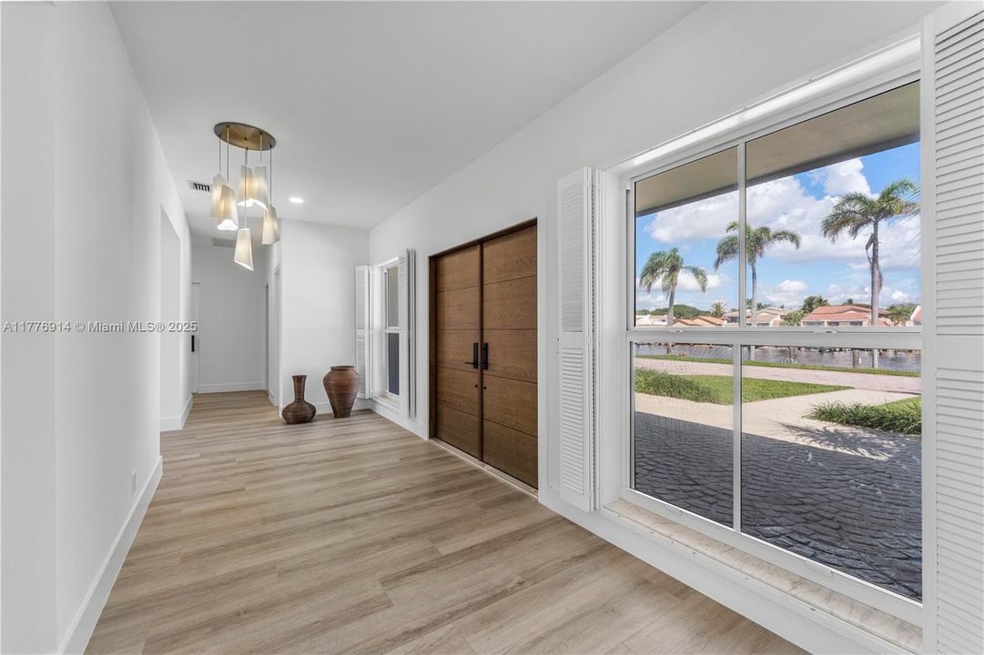 En Venta: $4,800,000 (3 camas, 4 baños, 3312 Pies cuadrados)