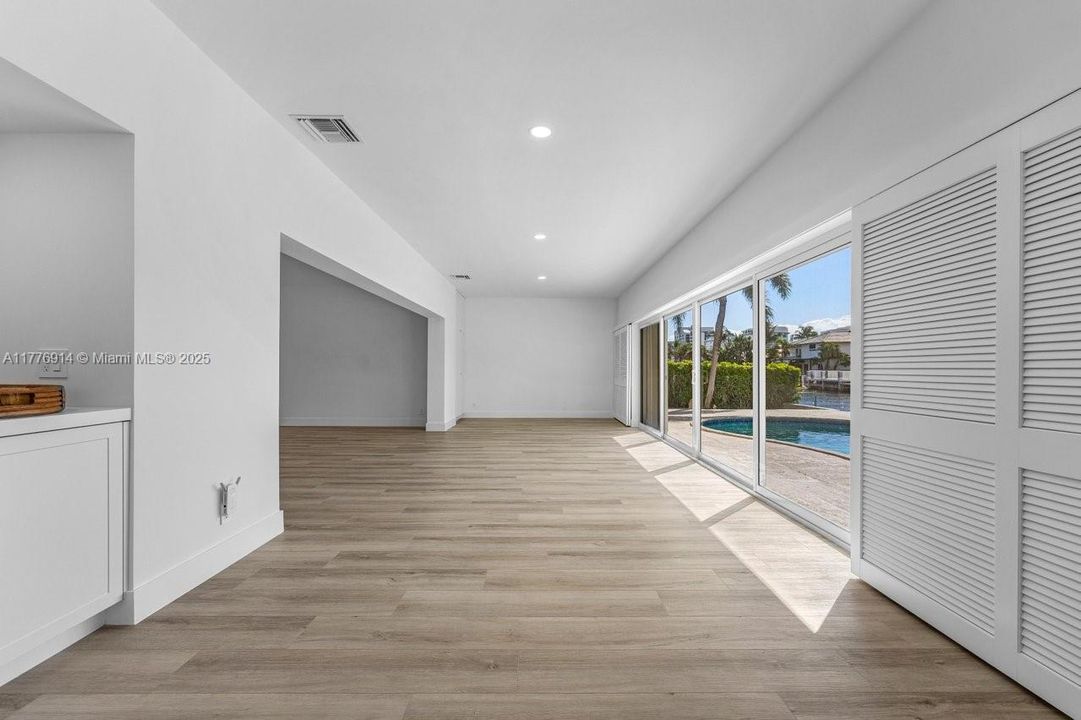 En Venta: $4,800,000 (3 camas, 4 baños, 3312 Pies cuadrados)