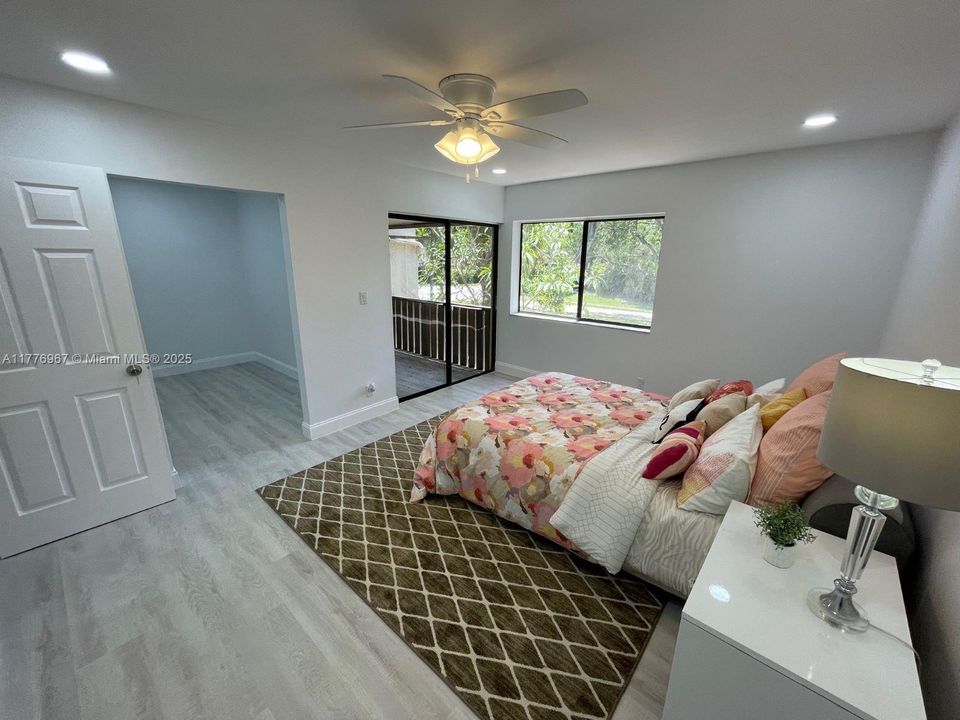 Activo con contrato: $349,900 (3 camas, 2 baños, 1604 Pies cuadrados)