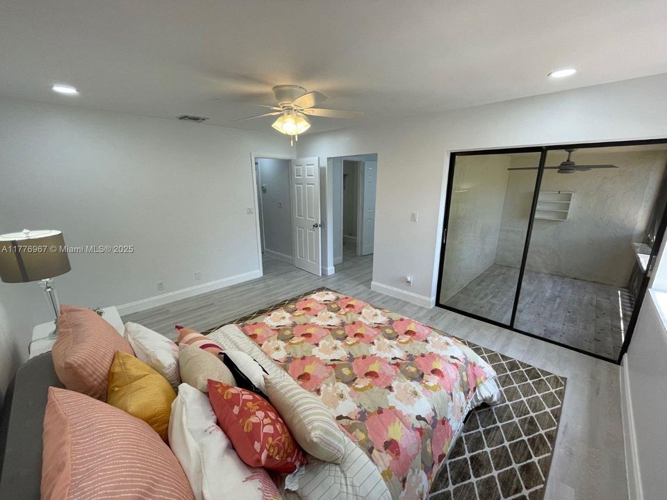 Activo con contrato: $349,900 (3 camas, 2 baños, 1604 Pies cuadrados)