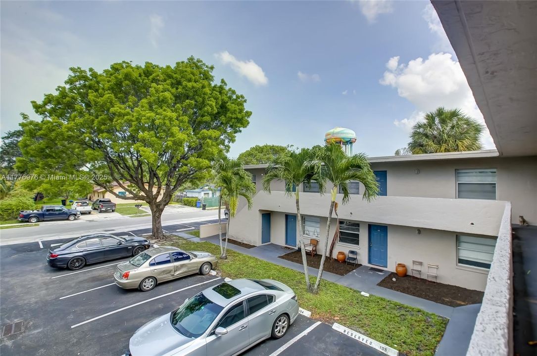 最近售出: $2,095,000 (0 贝兹, 0 浴室, 0 平方英尺)