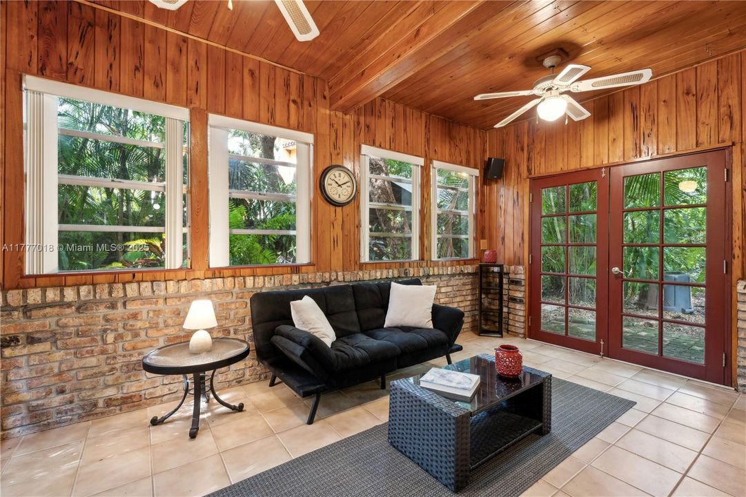 For Sale: $3,400,000 (0.38 acres)