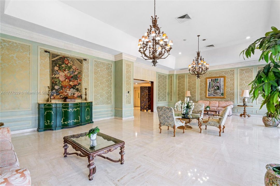 Vendido Recientemente: $289,000 (2 camas, 2 baños, 1400 Pies cuadrados)