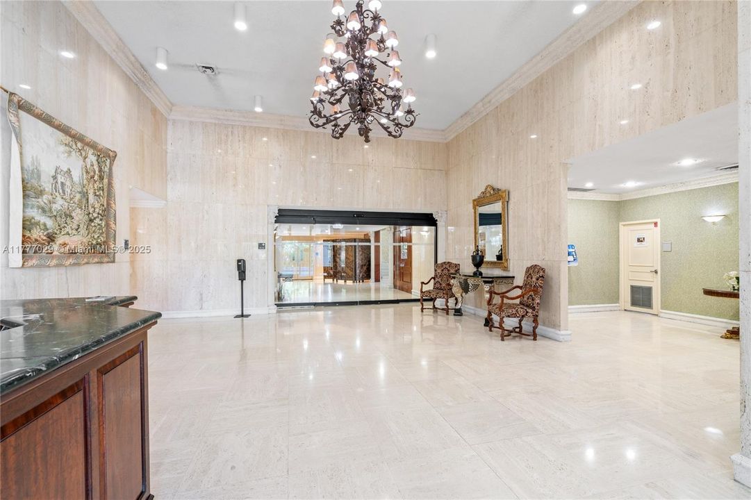 Vendido Recientemente: $289,000 (2 camas, 2 baños, 1400 Pies cuadrados)