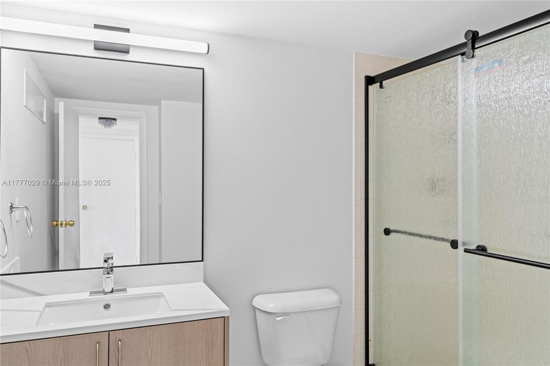 Vendido Recientemente: $289,000 (2 camas, 2 baños, 1400 Pies cuadrados)