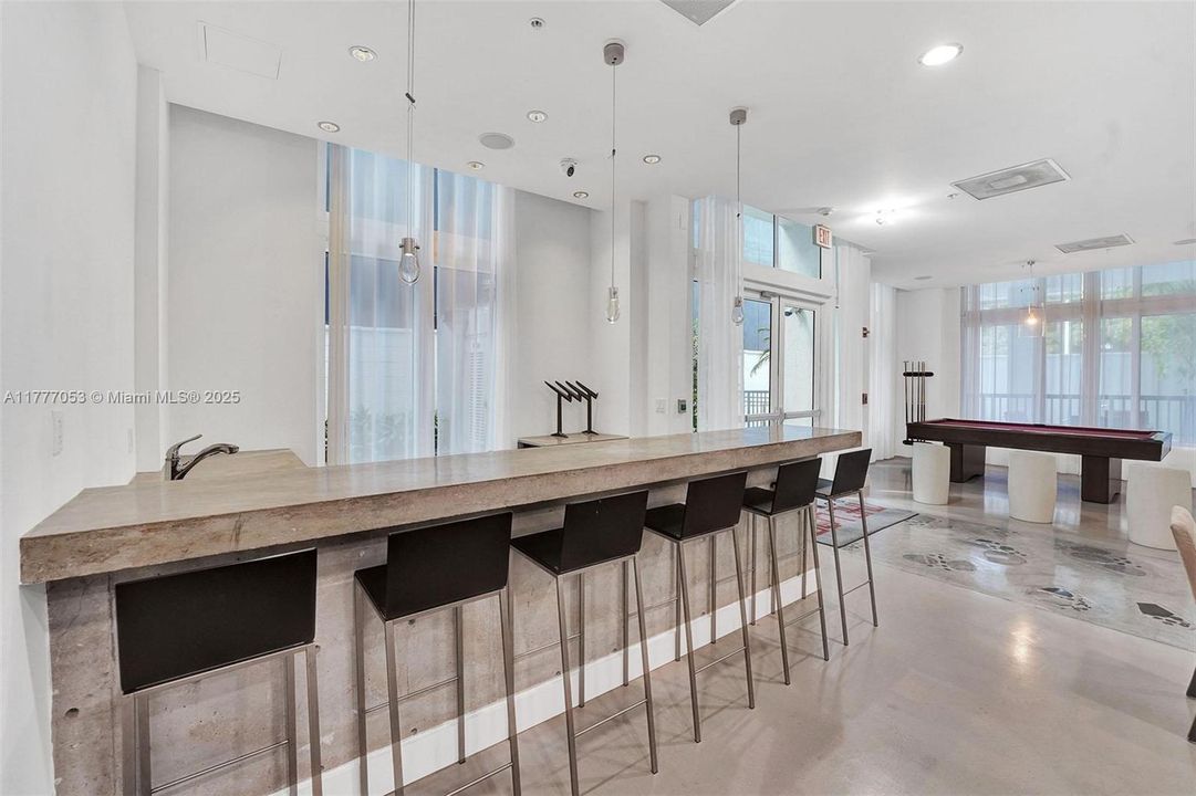 待售: $480,000 (2 贝兹, 2 浴室, 1078 平方英尺)