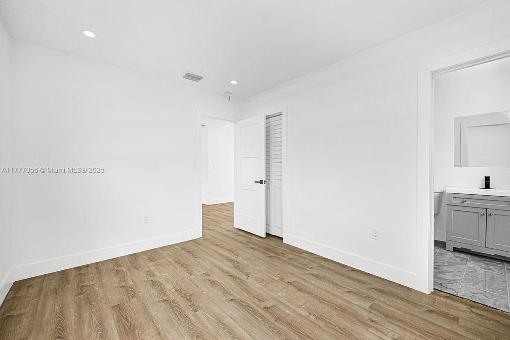 Recently Sold: $544,000 (4 beds, 2 baths, 1104 Square Feet)