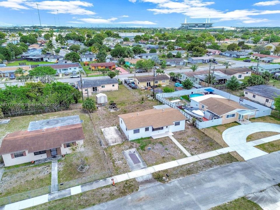 Recently Sold: $544,000 (4 beds, 2 baths, 1104 Square Feet)