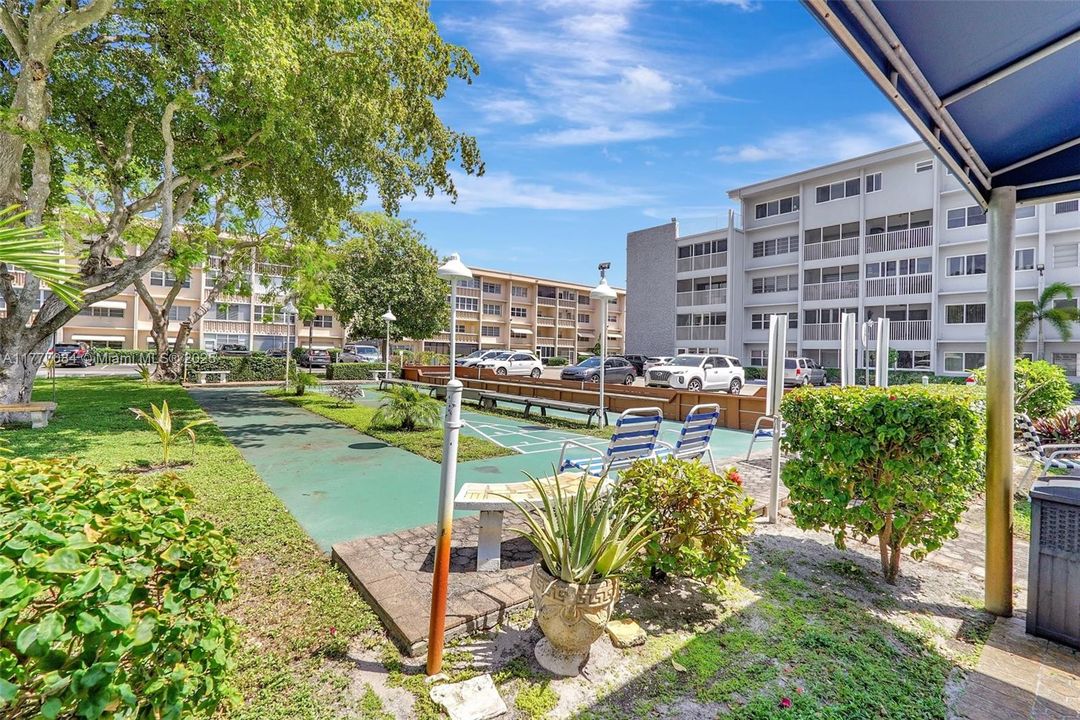 Vendido Recientemente: $99,000 (1 camas, 1 baños, 770 Pies cuadrados)