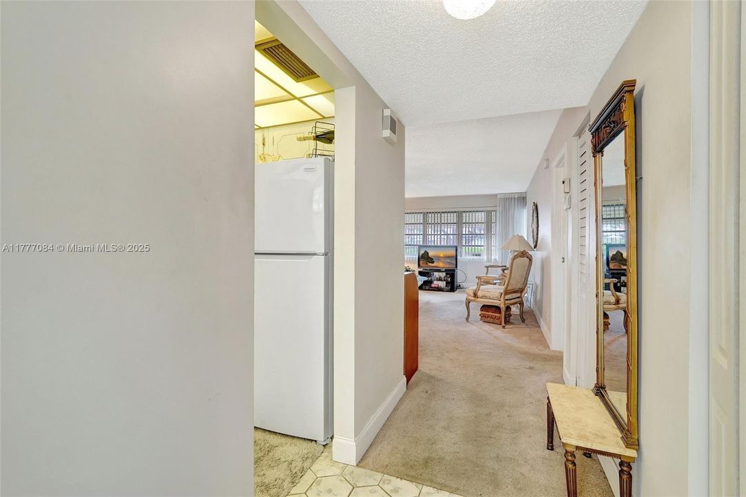 Vendido Recientemente: $99,000 (1 camas, 1 baños, 770 Pies cuadrados)