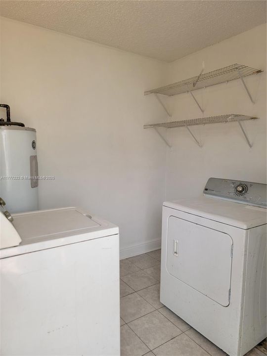 Recently Rented: $2,500 (3 beds, 1 baths, 1216 Square Feet)