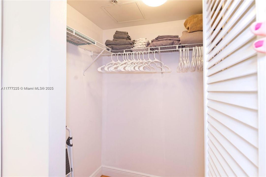 Недавно арендовано: $3,000 (1 спален, 1 ванн, 775 Квадратных фут)