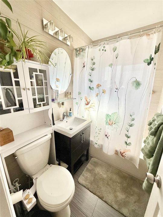 Recientemente alquilado: $1,995 (2 camas, 1 baños, 861 Pies cuadrados)