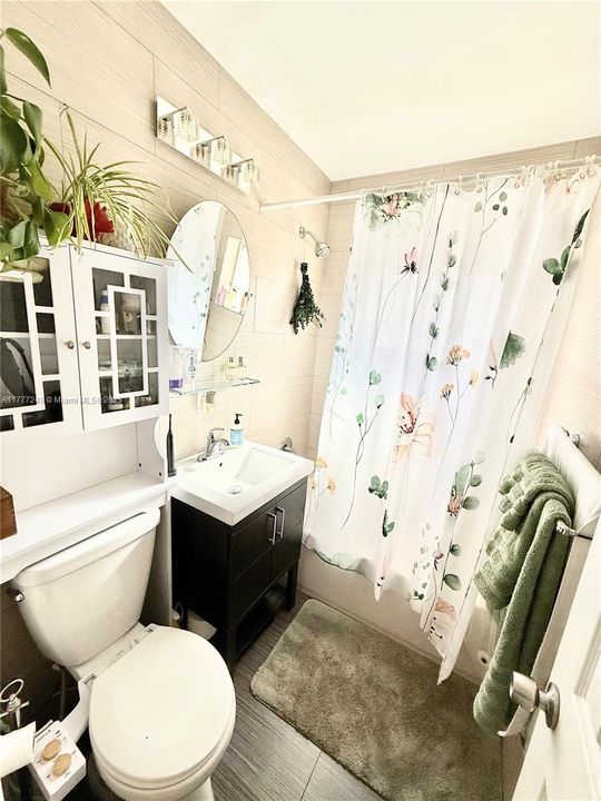 Recientemente alquilado: $1,995 (2 camas, 1 baños, 861 Pies cuadrados)