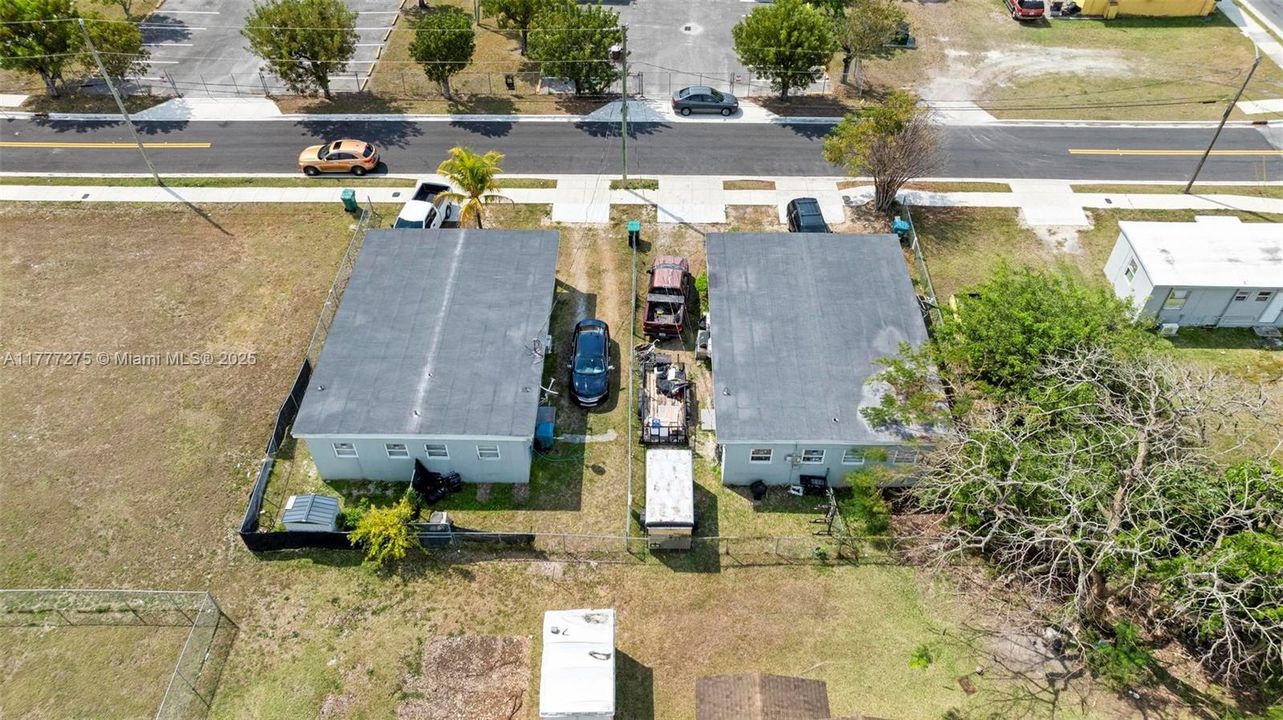 Vendido Recientemente: $675,000 (0 camas, 0 baños, 2700 Pies cuadrados)