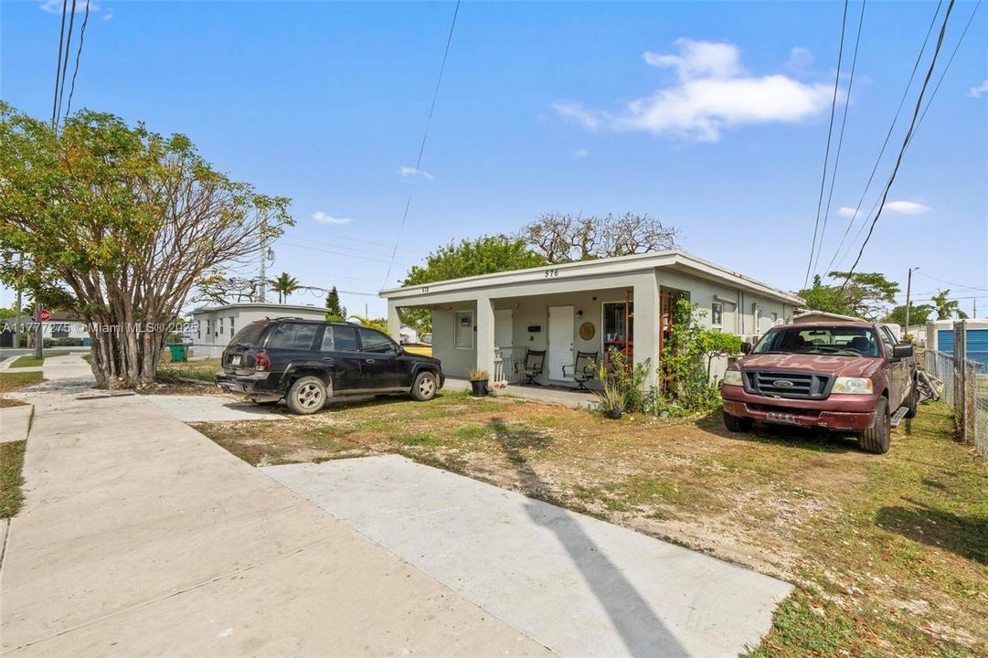 Vendido Recientemente: $675,000 (0 camas, 0 baños, 2700 Pies cuadrados)