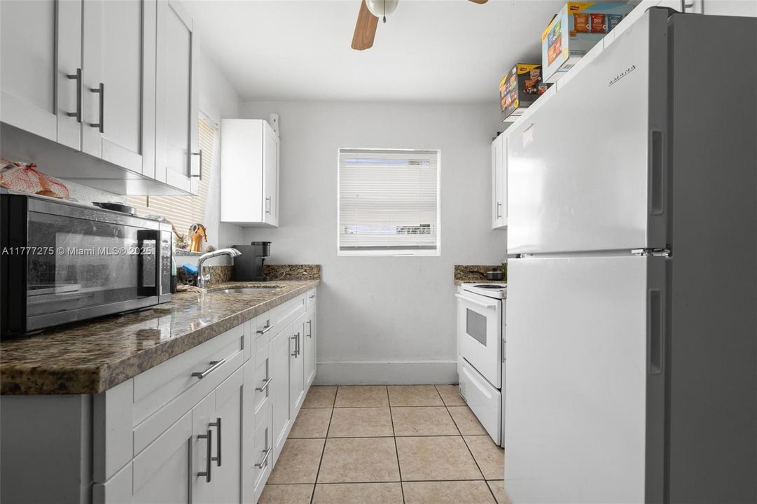 Vendido Recientemente: $675,000 (0 camas, 0 baños, 2700 Pies cuadrados)