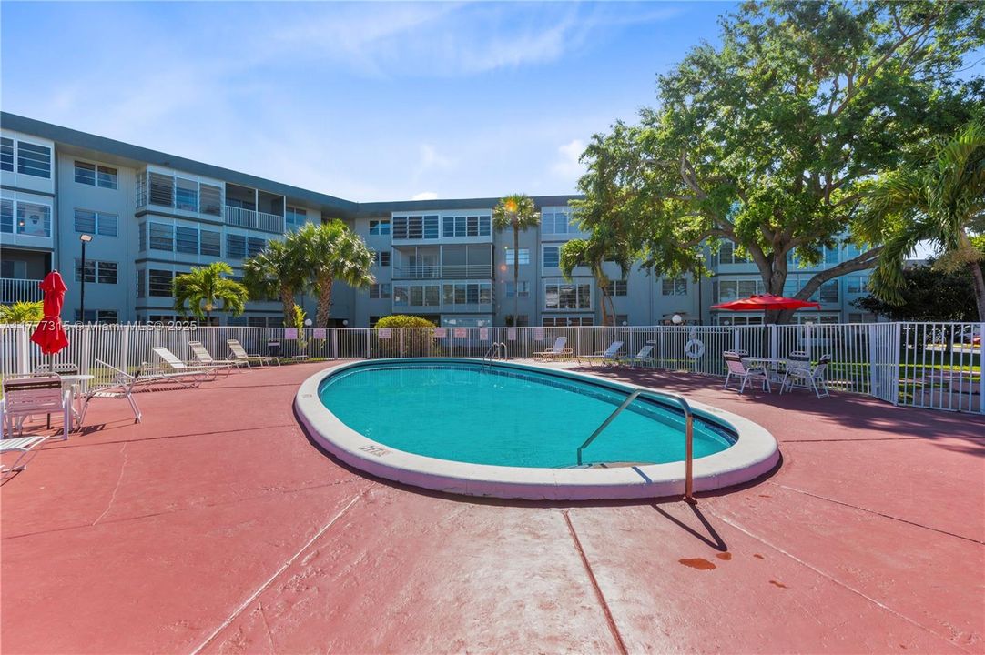 Activo con contrato: $78,000 (1 camas, 1 baños, 768 Pies cuadrados)