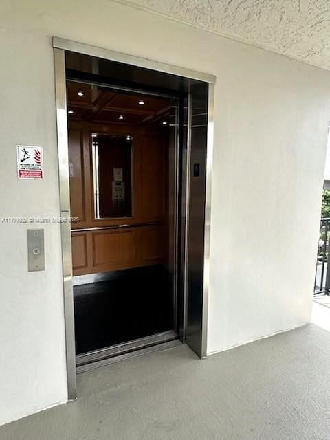 Recientemente alquilado: $1,900 (1 camas, 1 baños, 870 Pies cuadrados)