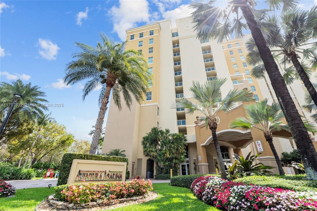 Recently Sold: $567,000 (2 beds, 3 baths, 1750 Square Feet)