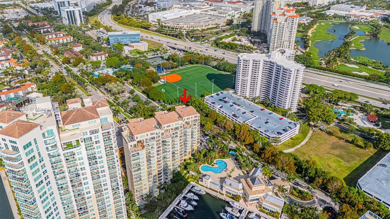 Recently Sold: $567,000 (2 beds, 3 baths, 1750 Square Feet)