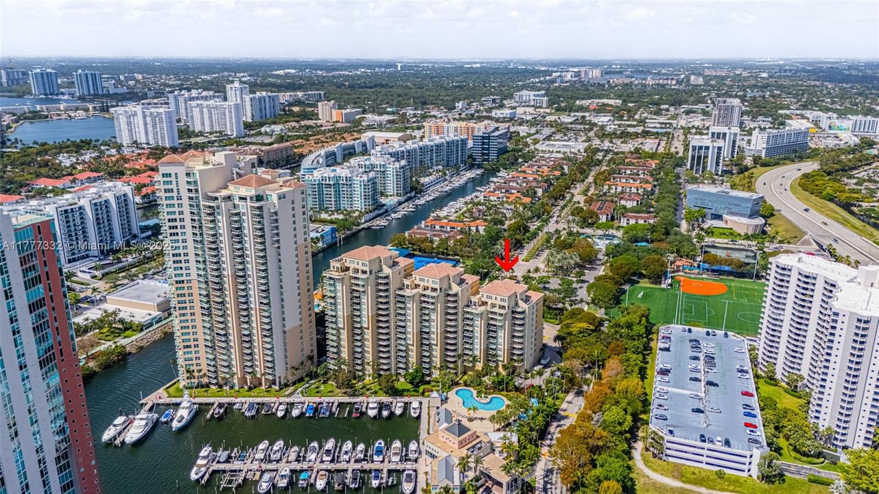 Recently Sold: $567,000 (2 beds, 3 baths, 1750 Square Feet)