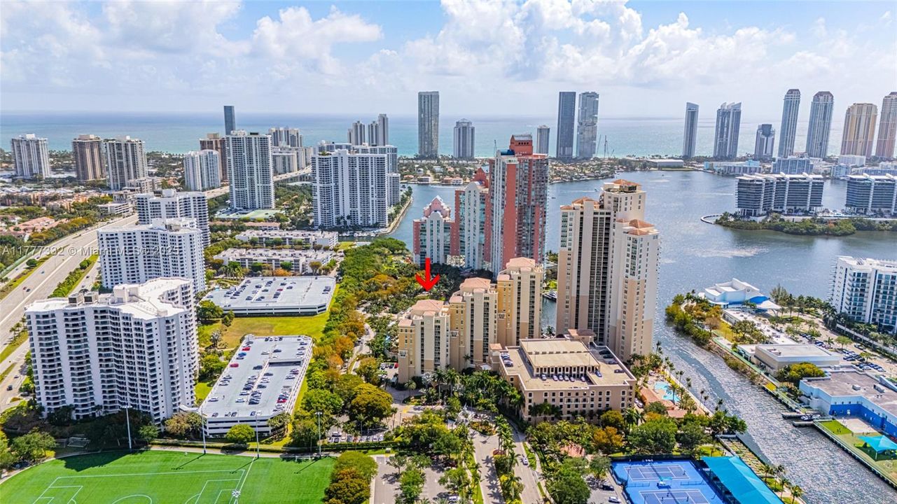 Recently Sold: $567,000 (2 beds, 3 baths, 1750 Square Feet)