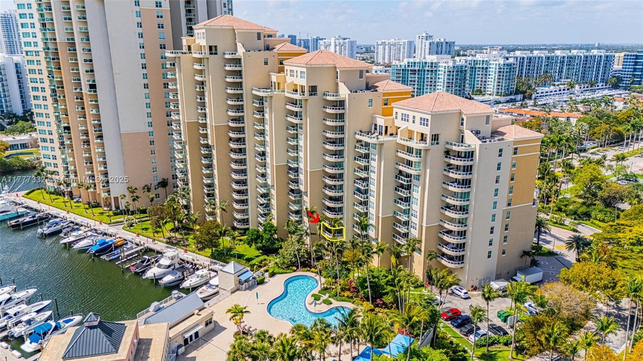 Recently Sold: $567,000 (2 beds, 3 baths, 1750 Square Feet)