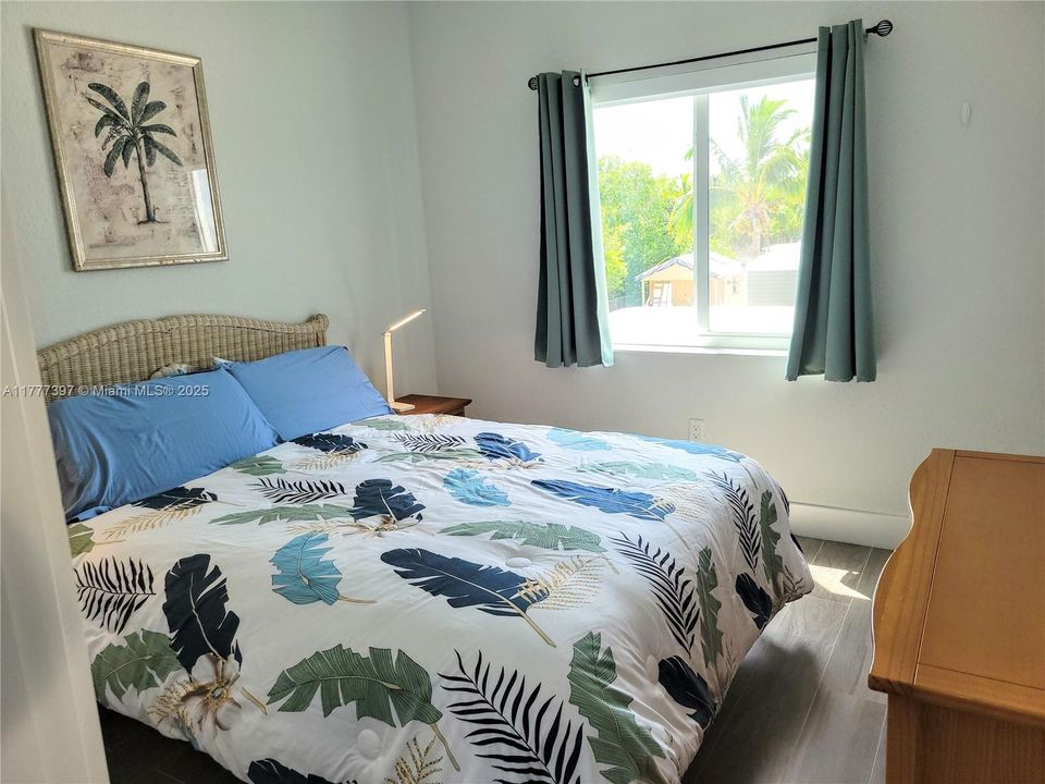 Recently Rented: $3,950 (3 beds, 2 baths, 1414 Square Feet)