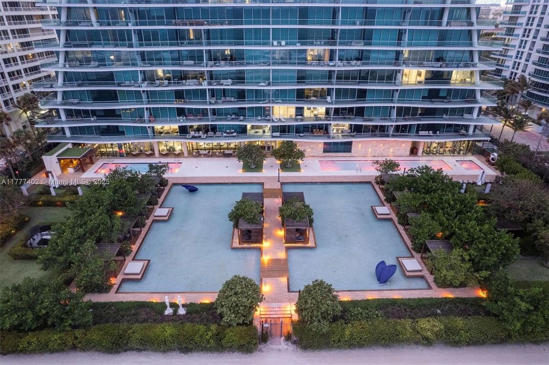 En Venta: $10,900,000 (3 camas, 4 baños, 3273 Pies cuadrados)