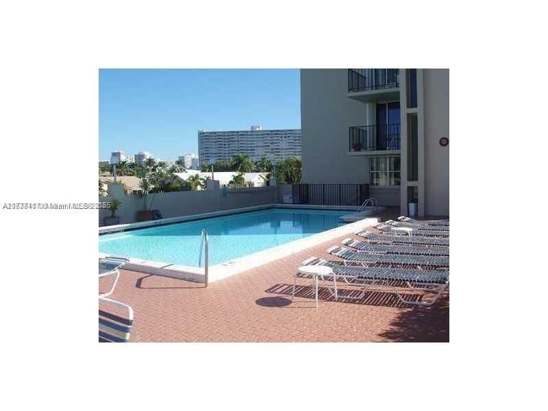 На продажу: $425,000 (2 спален, 1 ванн, 1250 Квадратных фут)