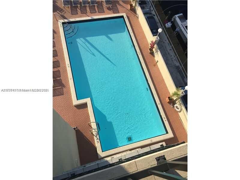 На продажу: $425,000 (2 спален, 1 ванн, 1250 Квадратных фут)