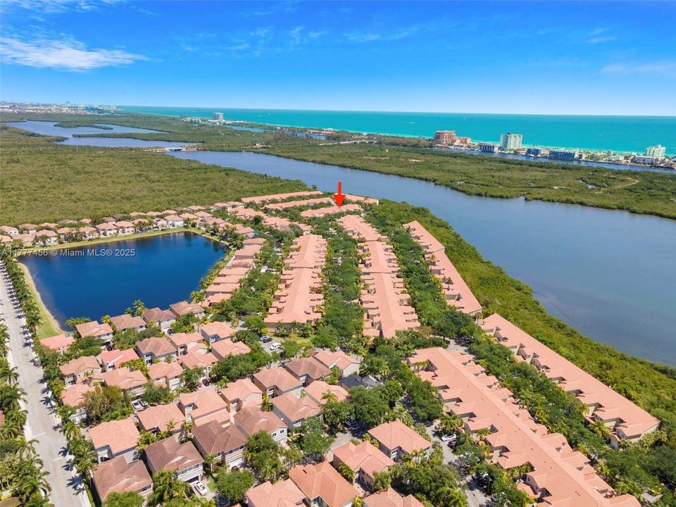 最近租的: $4,000 (3 贝兹, 2 浴室, 1748 平方英尺)