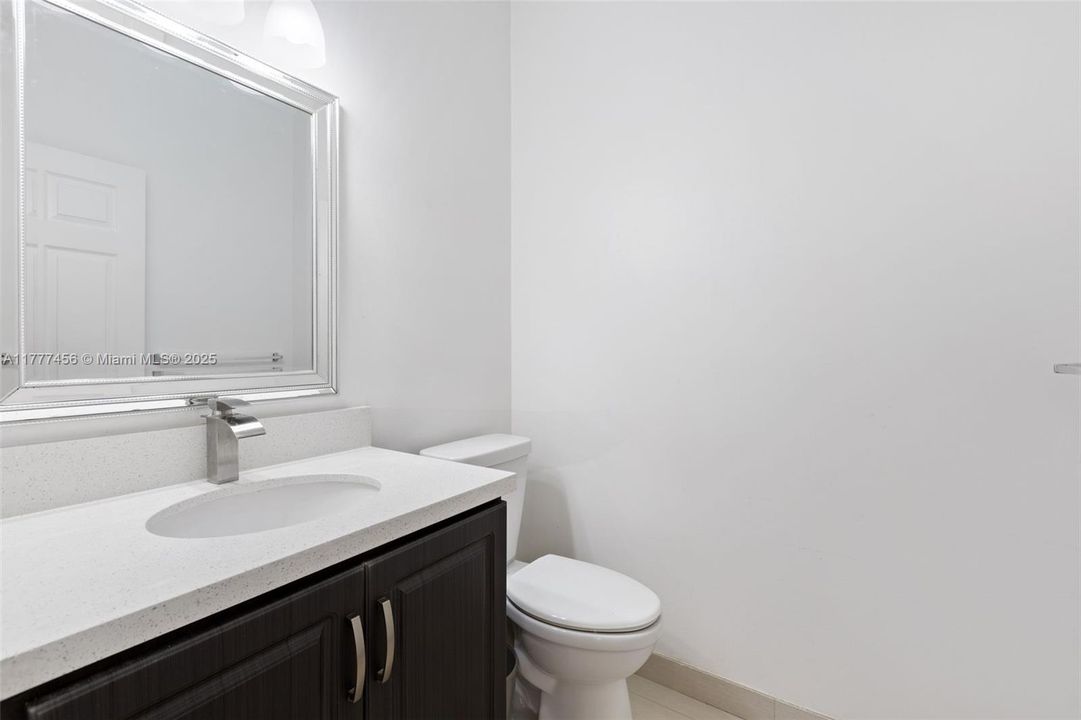 最近租的: $4,000 (3 贝兹, 2 浴室, 1748 平方英尺)