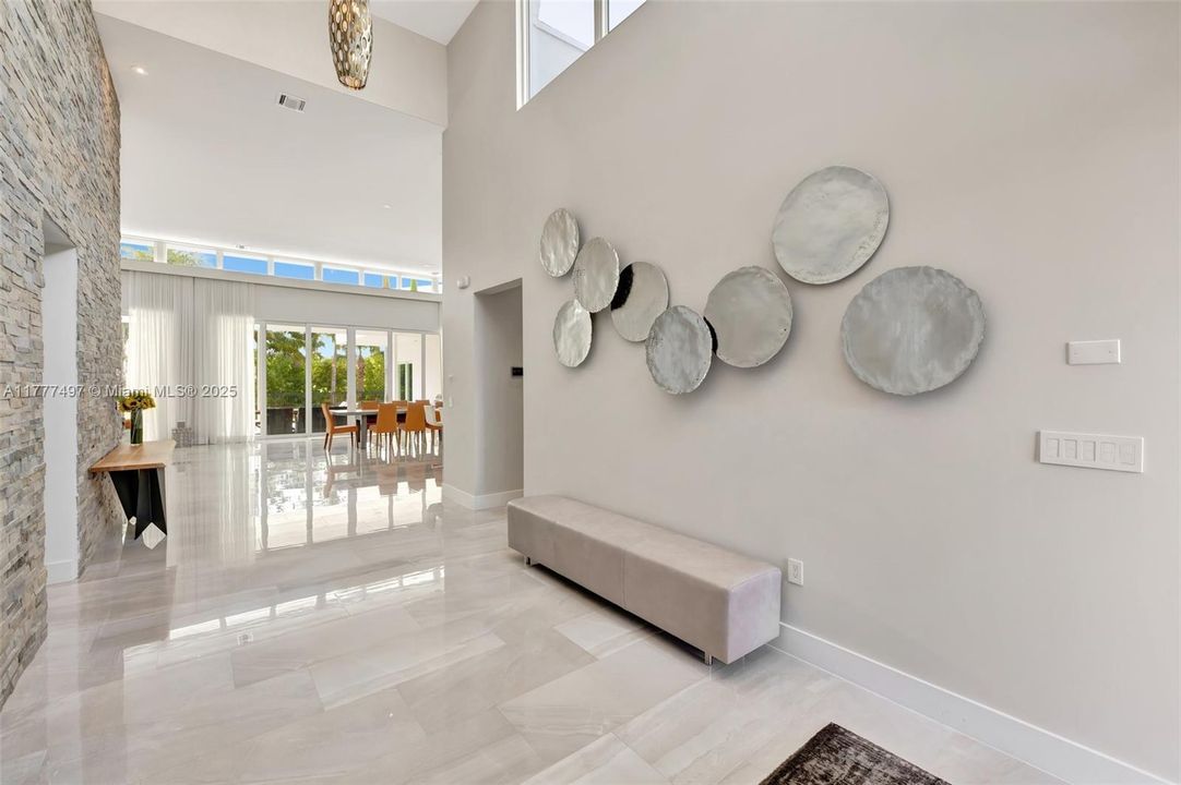For Sale: $4,499,000 (5 beds, 5 baths, 4083 Square Feet)