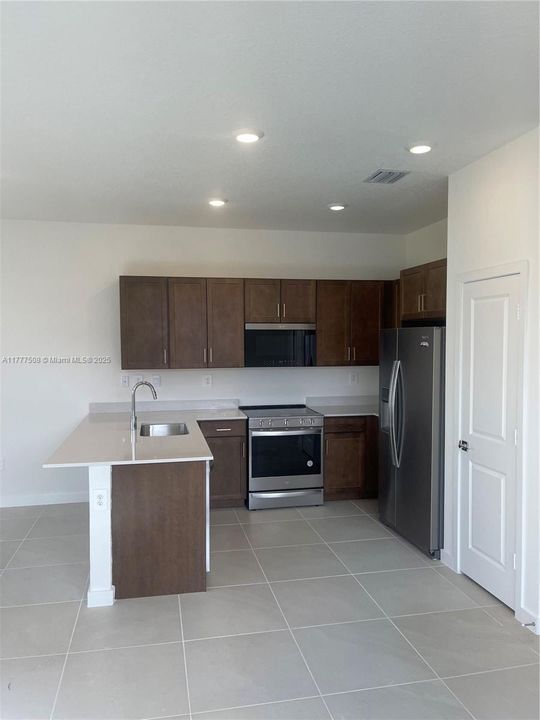 Recently Rented: $3,500 (4 beds, 3 baths, 0 Square Feet)