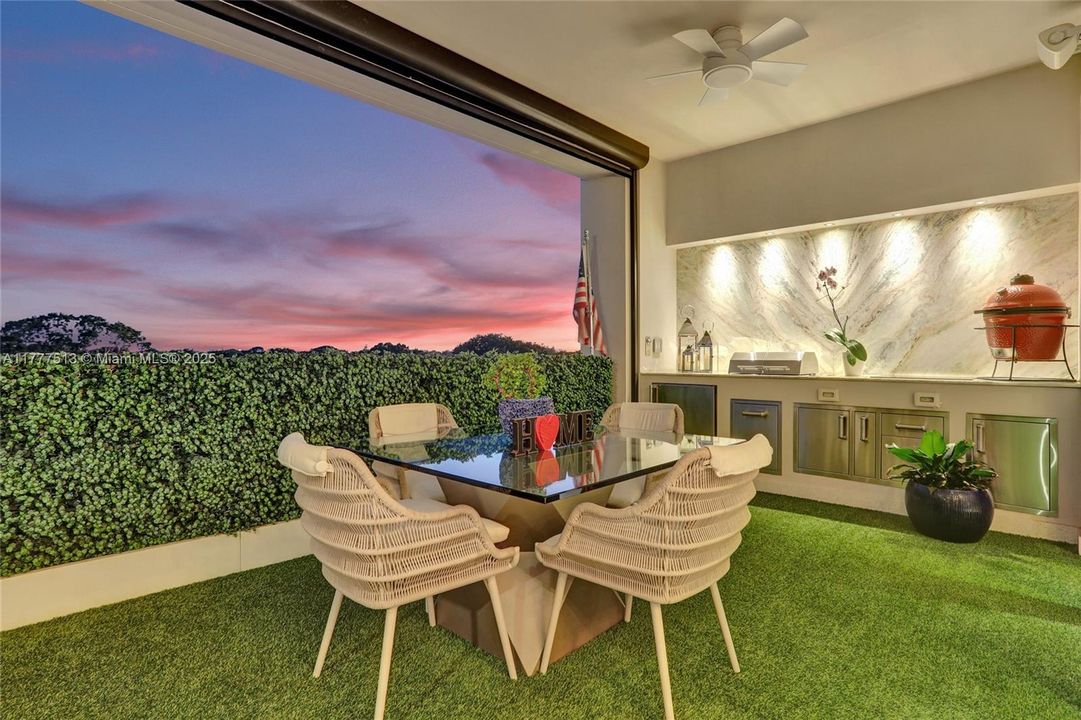 OUTDOOR SUMMER KITCHEN