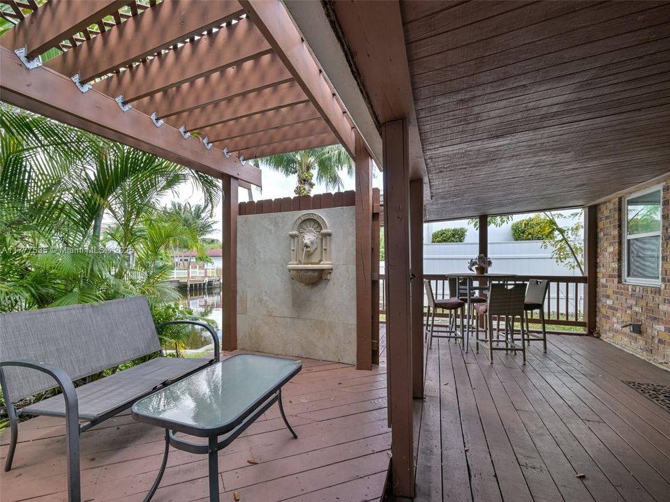 Recently Sold: $749,900 (0 beds, 0 baths, 1616 Square Feet)