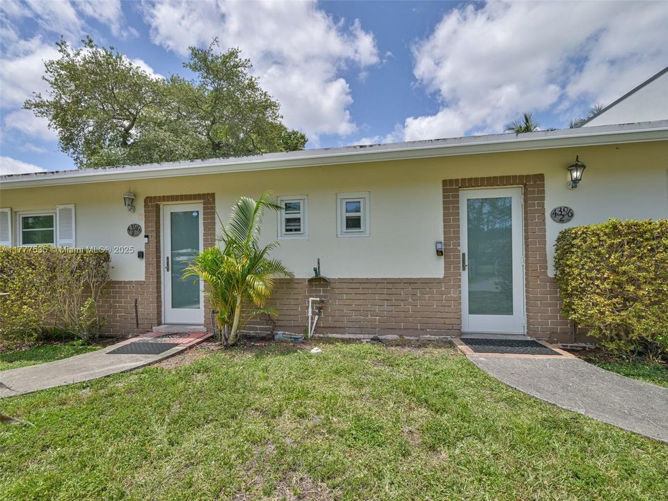 Recently Sold: $749,900 (0 beds, 0 baths, 1616 Square Feet)