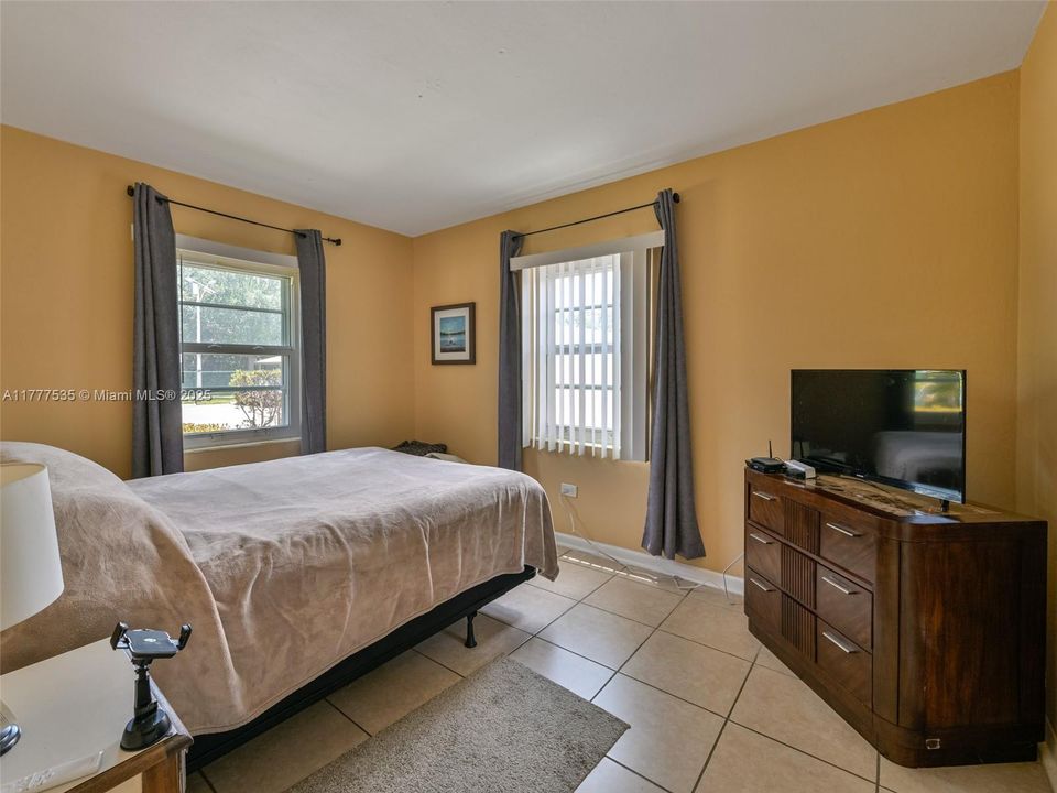 Recently Sold: $749,900 (0 beds, 0 baths, 1616 Square Feet)