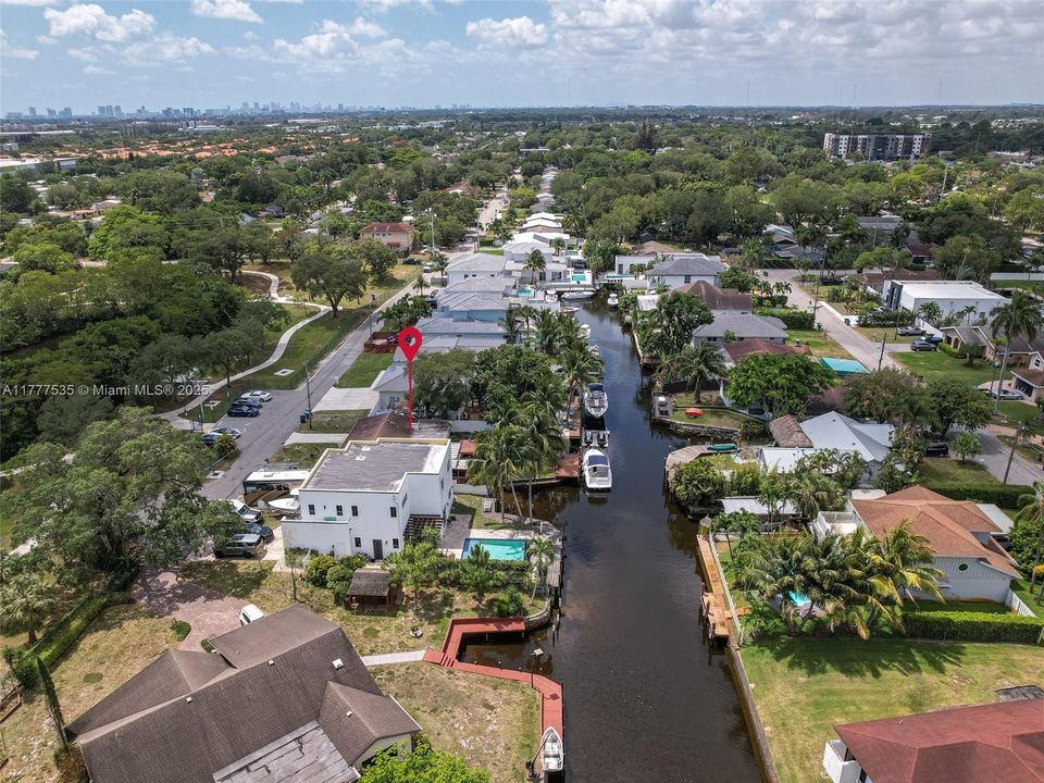 Recently Sold: $749,900 (0 beds, 0 baths, 1616 Square Feet)