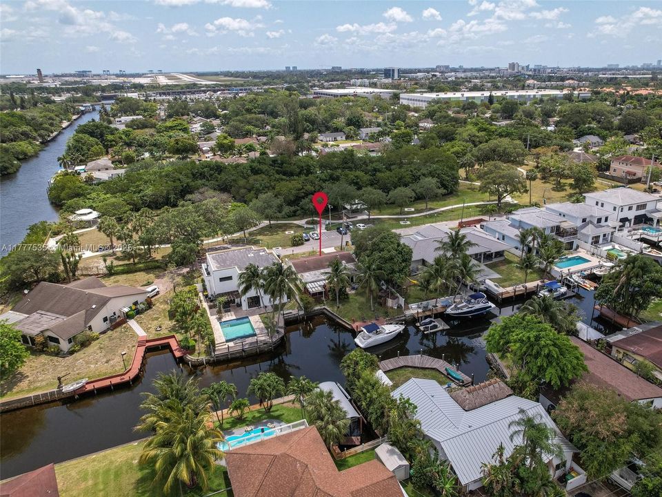 Recently Sold: $749,900 (0 beds, 0 baths, 1616 Square Feet)