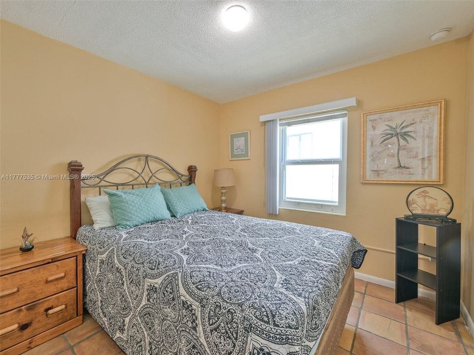 Recently Sold: $749,900 (0 beds, 0 baths, 1616 Square Feet)