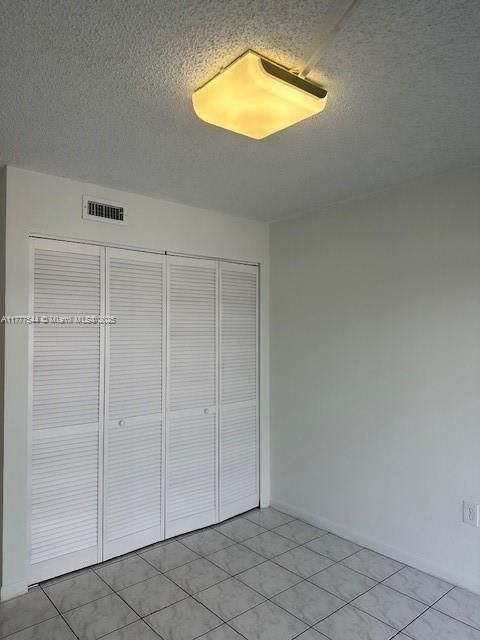 最近租的: $2,450 (3 贝兹, 2 浴室, 1065 平方英尺)