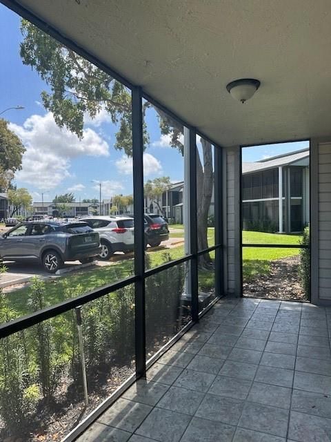 最近租的: $2,450 (3 贝兹, 2 浴室, 1065 平方英尺)