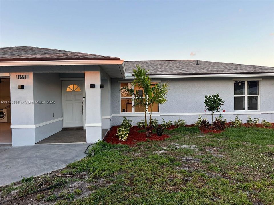 Recently Sold: $379,000 (3 beds, 2 baths, 1292 Square Feet)