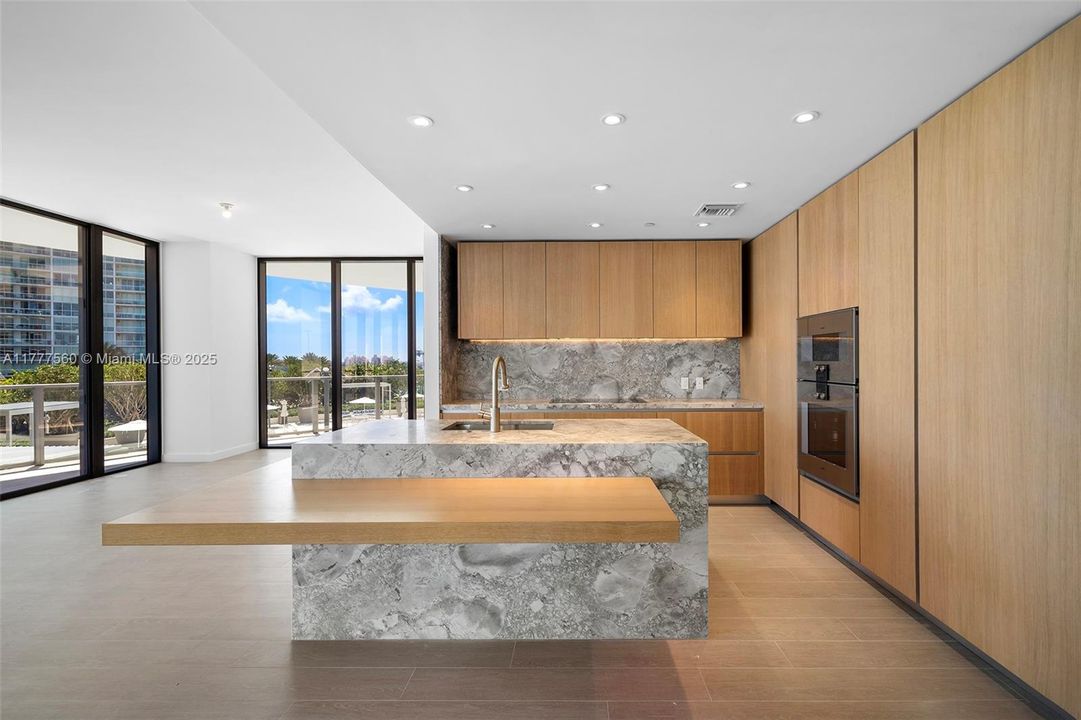 Active With Contract: $2,995,000 (3 beds, 3 baths, 2178 Square Feet)